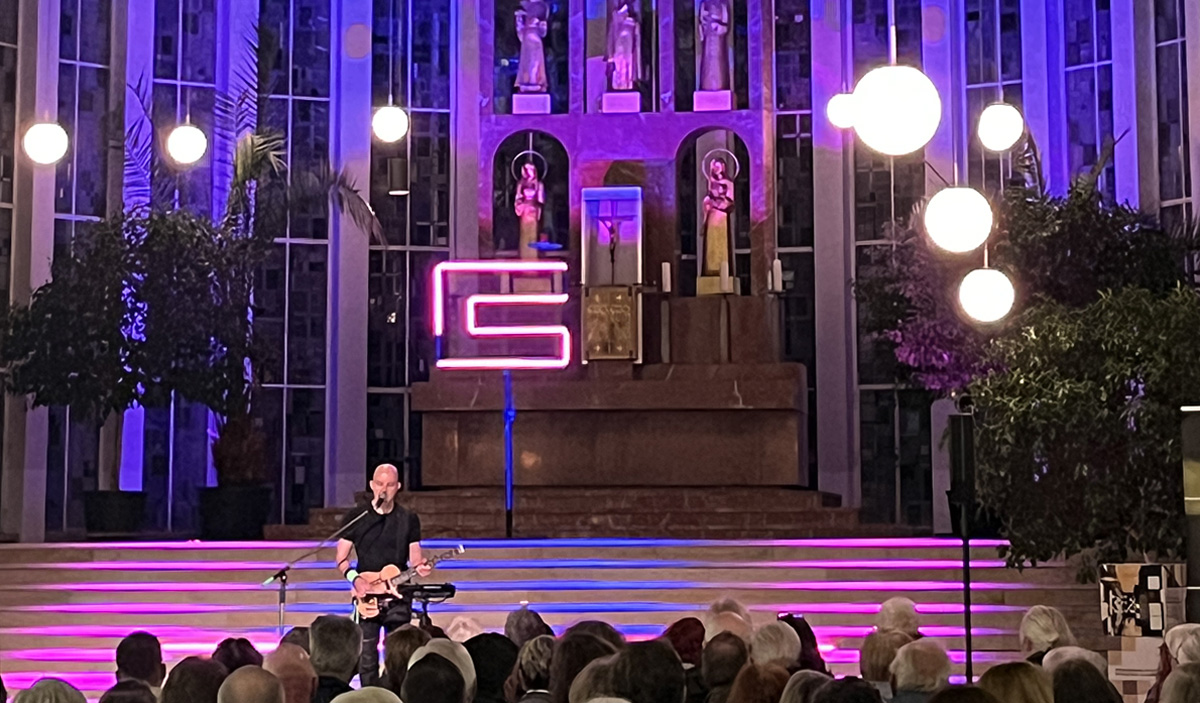 Rob Sure im St. Kamillus Kolumbarium